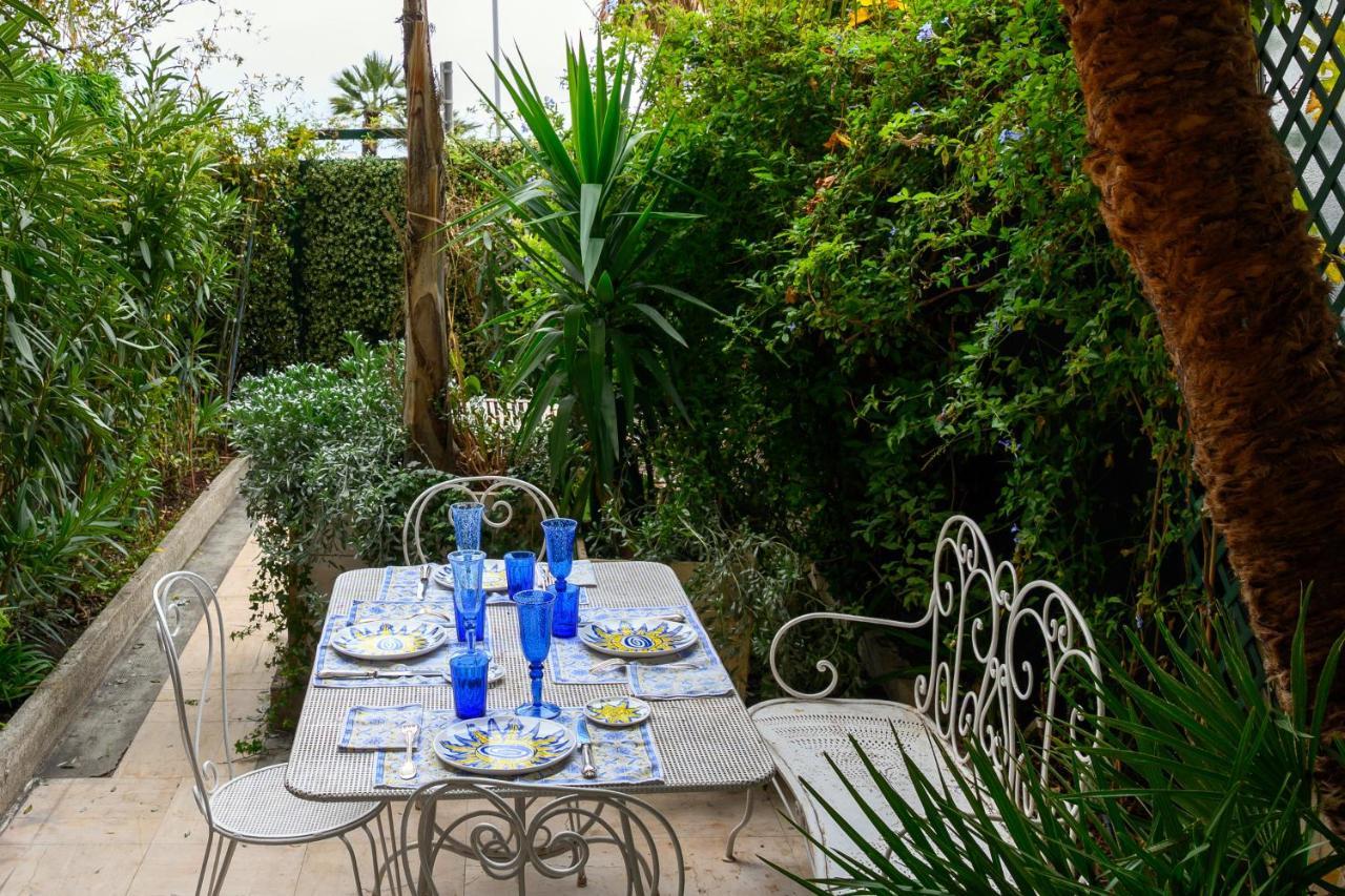 Sea Front Flat Promenade Des With Garden *